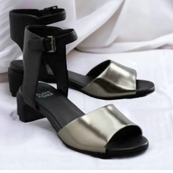 NIB $298 Eileen Fisher Catch Ankle Wrap Sandal 7 1/2 Pewter Metallic Shoe 7.5 - Picture 1 of 16